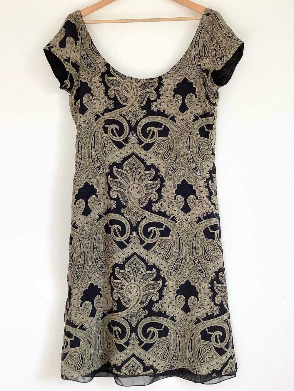 Ralph Lauren Black and Gold Paisley Scoop Neck Drape Dress Casual Elegant Sz.12
